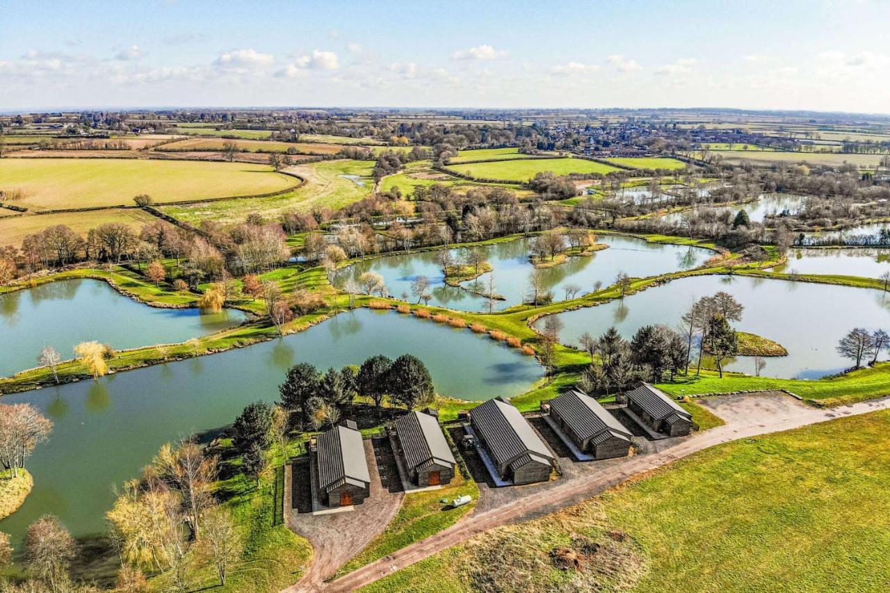 Makins Lodges Nuneaton Esterno foto